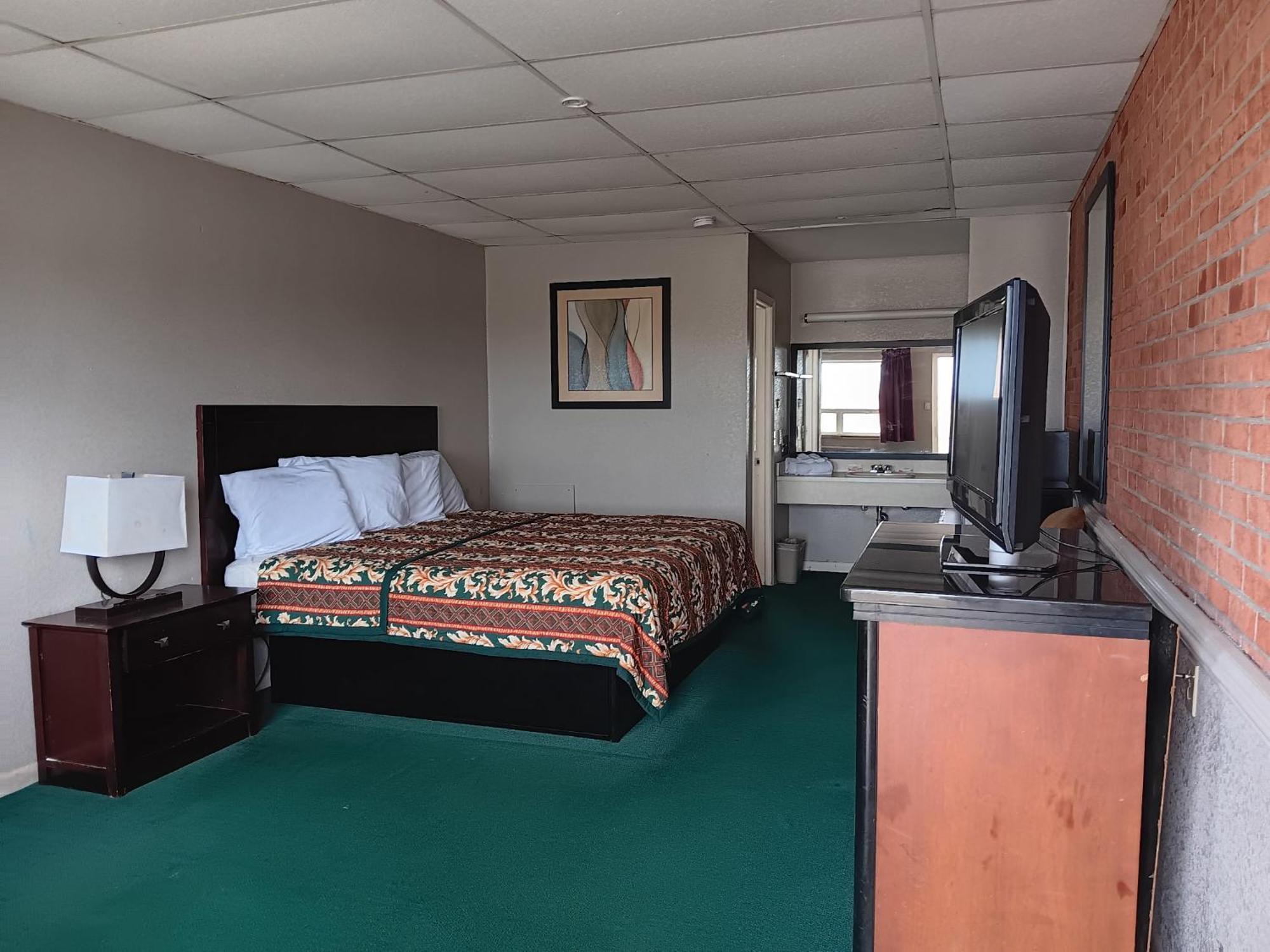 Oyo Sheldon'S Motel And Restaurant Keysville ภายนอก รูปภาพ